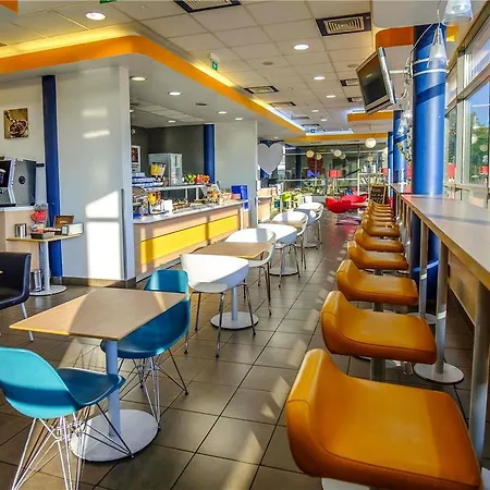 Ibis Budget Centrum Hotel *